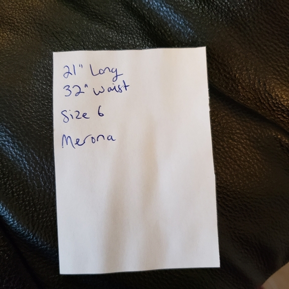 ⭐Merona Navy & White Polka Dot Skirt Size 6 - Picture 7 of 7